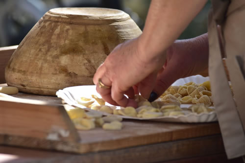Impariamo a fare della pasta fatta in casa