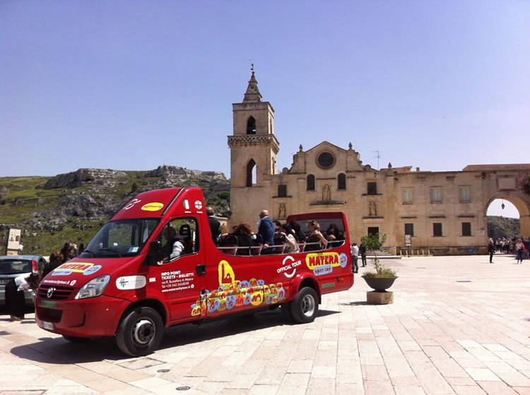 Tour dei Sassi in bus panoramico