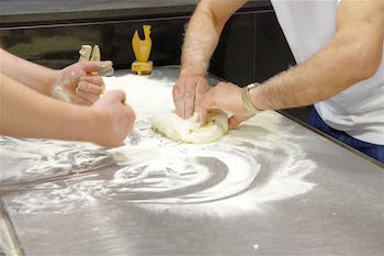 Fare il pane di Matera